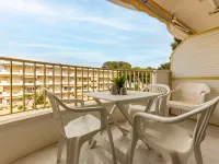International - Homestays
