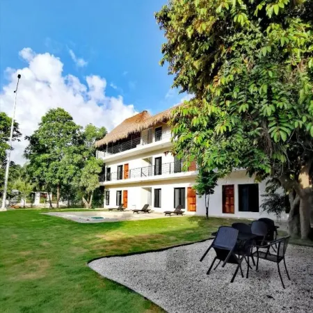Hotel Makech