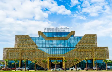 ST Vegas Hotel Отели рядом с достопримечательностью «Будда-парк»