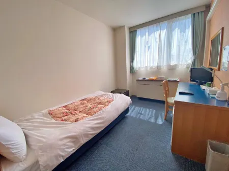 Kofu Shouwa Onsen Business Hotel Отели рядом со станцией JR Higashi-Hanawa station