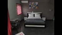 Deluxe Double Bed in Royal Blue Guest House and Bar 02