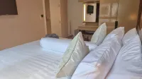 B207 - 1 Bedroom Serviced Apartment with Pool Access at Ao Nang Beach