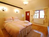 New Inn Hotels in South Petherton