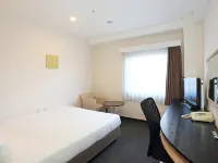 Smile Hotel Kyoto Shijo Отели рядом с достопримечательностью «Станция Karasuma»