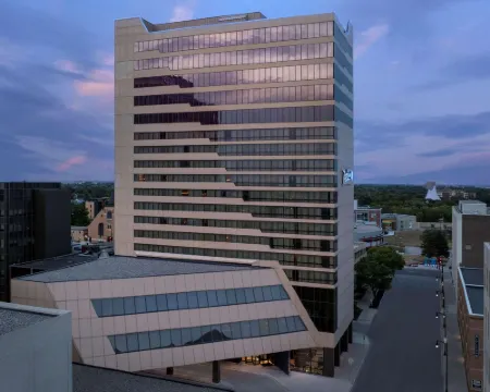 Radisson Blu Fargo Hotels in Cass County