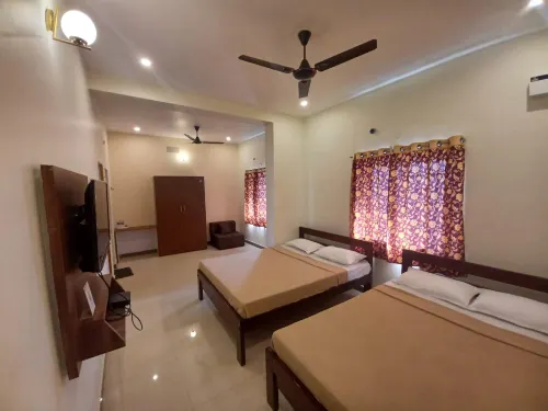 VR Inn , 900 Meters from White Town