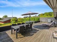 "Thrugils" - 200m from the Sea