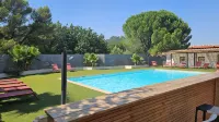Best Western Terre de Provence - Swimmingpools