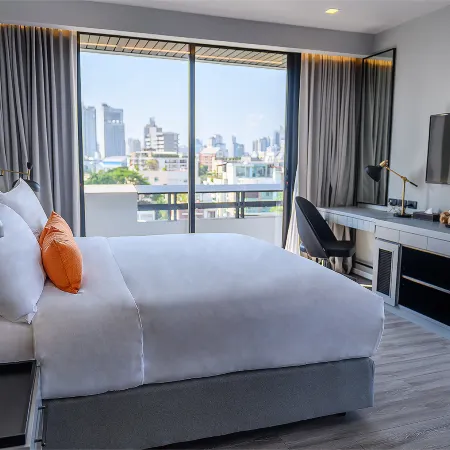 Oakwood Residence Sukhumvit Thonglor Bangkok Отели рядом с достопримечательностью «Торговый центр SeenSpace»