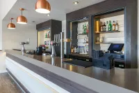 Garner Hotel PRESTON  SAMLESBURY by IHG - bar