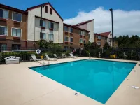 Red Roof Inn & Suites Savannah Airport Hotéis em Pooler