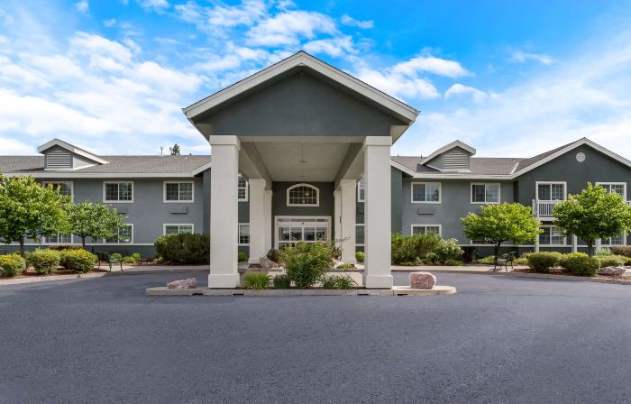 Best Western Rose Quartz Inn