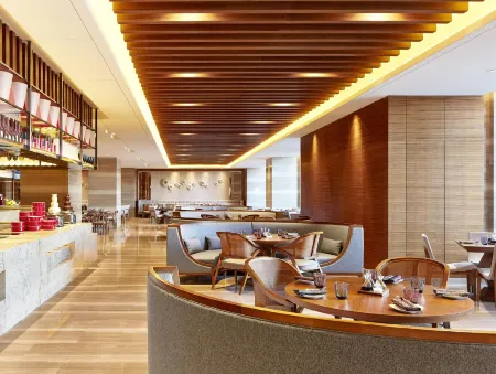 Sheraton Grand Zhengzhou Hotel