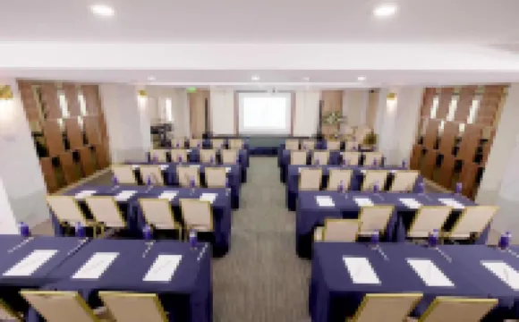 ザ・エイト ホテル