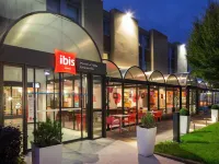 Hôtel Ibis Marne La Vallée Emerainville Hôtels à : Pontault-Combault