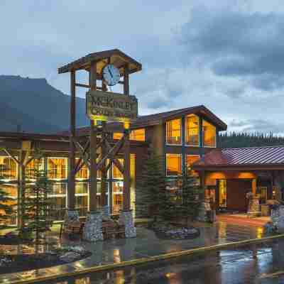 Holland America Denali Lodge Hotel Exterior