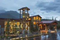 Holland America Denali Lodge
