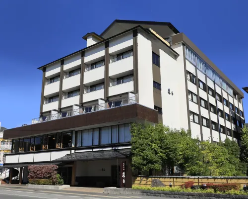 Suhaku Hotels in Suwa