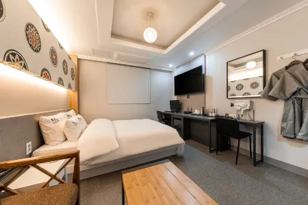 Yeoju Hotel Maru Отели рядом с достопримечательностью «Silleuksa»