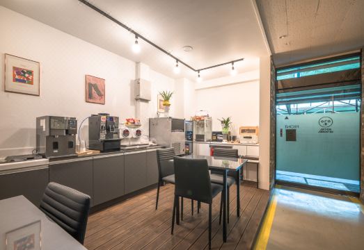 여기어때 인테리어