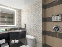 Holiday Inn Toronto Downtown Centre by IHG Hotels near The Beach Village