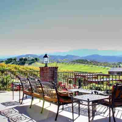 Embassy Suites by Hilton Temecula Valley Wine Country Hotel Exterior