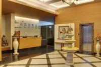 Hotel Royal Regency Hotels in Навсари