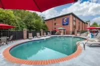 Comfort Inn Matthews / Charlotte Hotels in Matthews