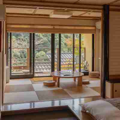 Kirishima Seiryuso 霧島もみじ谷静流荘 Rooms