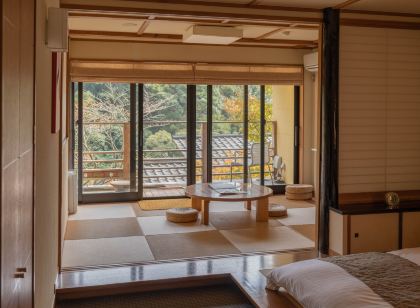 Kirishima Momijidani Seiryuso