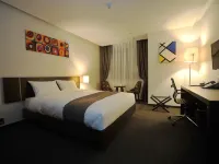 Yongin Central CO'Op Hotel 桐華寺周辺のホテル