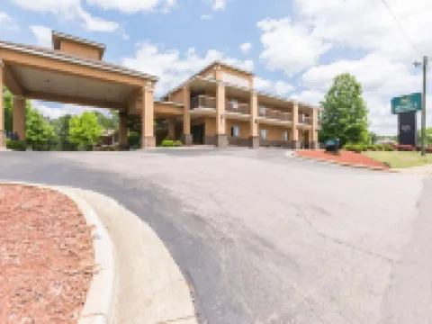Quality Inn & Suites Rockingham Hotels in Rockingham