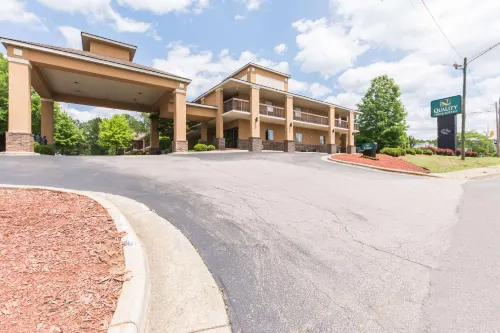 Quality Inn & Suites Rockingham Hotels in Rockingham