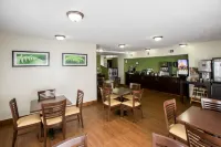 Comfort Suites Mattoon East Hotels in Lafayette Township
