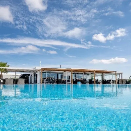 Smy Santorini Suites & Villas