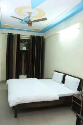 Hotel Gopi Dham, Haridwar Hotels in 