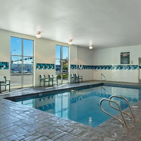 Oxford Suites Yakima