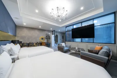 Cheongju Vincent Hotel Osong Station Hotel di 