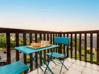 Le Domaine du Vert Coteau Hotels in Touques