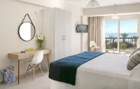 Louis Paphos Breeze Hotels in Chlórakas