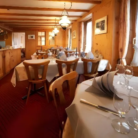 Home Hotel Arosa