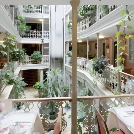 Blume Baden Hotel & Restaurant