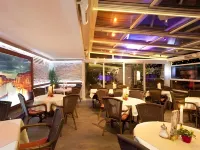 Hotel San Marco - San Marco Betriebsgesellschaft mbH Hotels in Hopfen am See