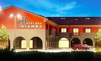 Hotel Colombo - Housity