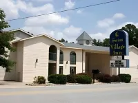 Swiss Village Inn - Parkering