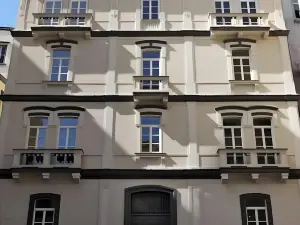 阿爾伯格德庫瑪尼宮酒店