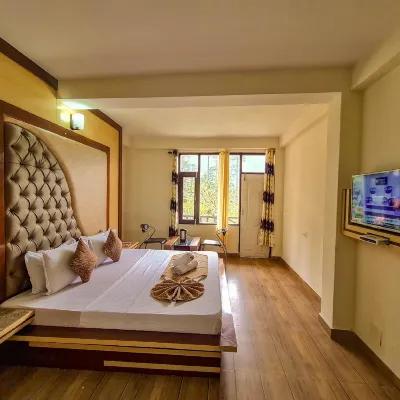 Village House - A Perfect Home Stay Hotels near Hadimba Himachal