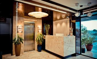 Hotel Golden Riviera