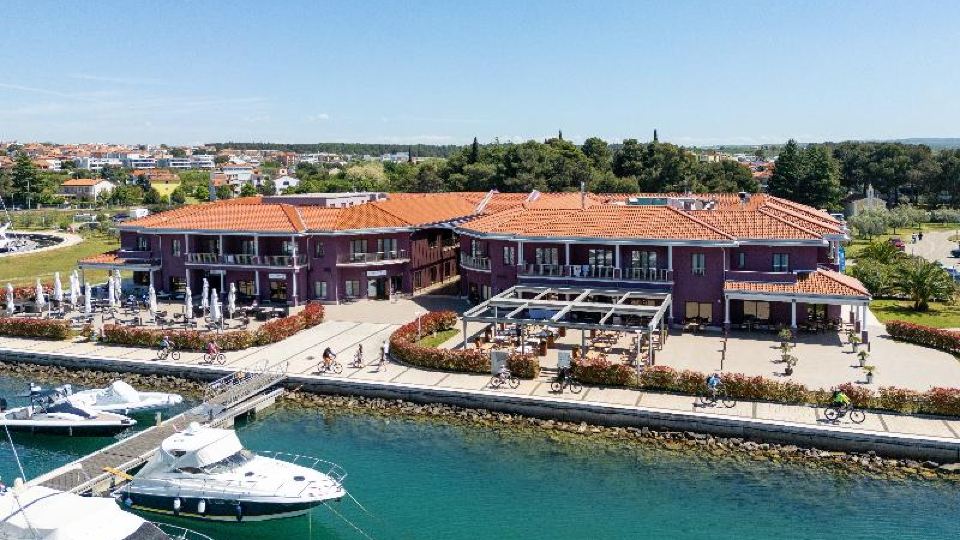 Boutique Hotel Nautica - Spa & Wellness, Private Parking, Pet Friendly
