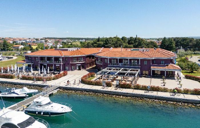 Boutique Hotel Nautica - Spa & Wellness, Private Parking, Pet Friendly